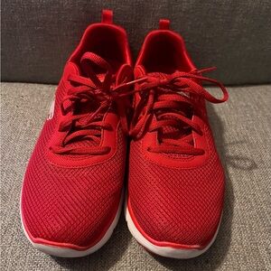 Women’s Skechers Tennis Shoes Size 10 Good/Great Condition